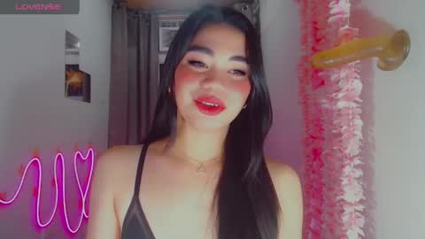 kiaaannaaaa online show from April 24, 11:07 pm