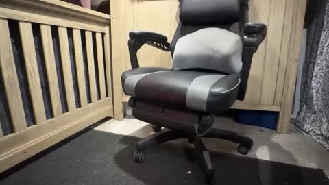 bigp6933 online show from April 30, 3:44 am