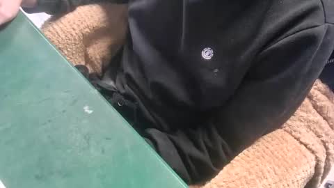 Snapshot of bigpeepdude chatting on October 28, 2:29 pm bigpeepdude online show from October 28, 2:29 pm