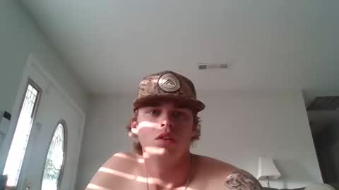 bigpepe7719 online show from May 15, 11:56 pm