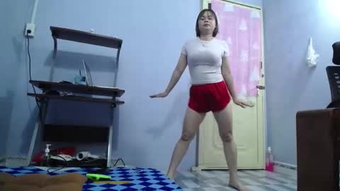 bigpussy_92 online show from January 6, 9:19 pm