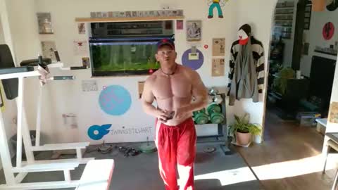 Snapshot of bigredmachine25 chatting on October 23, 9:04 pm Jarvis online show from October 23, 9:04 pm