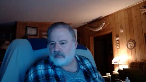 bigthicksatisfying2 online show from April 25, 6:37 am