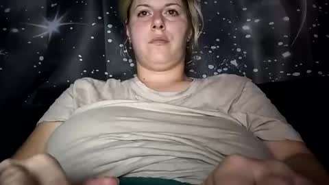 bigtitslala online show from October 10, 7:19 pm