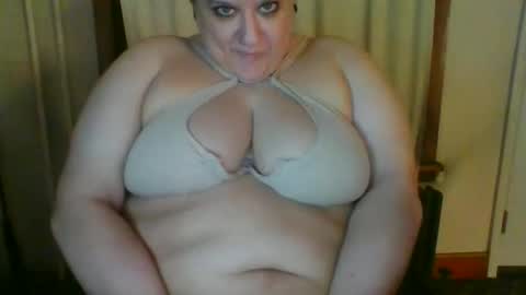 Lady of the WHEEL online show from November 20, 4:55 am