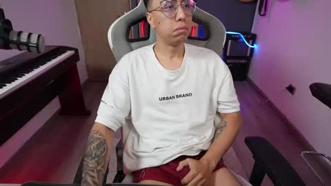 bigxboy96 online show from January 29, 6:33 am