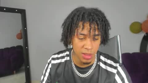 Sebas online show from December 3, 4:07 pm