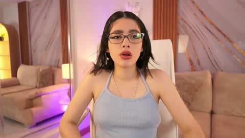 billiebrownn online show from April 30, 7:19 pm