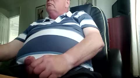 billlllllyb online show from June 5, 3:39 pm