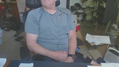 billp750876 online show from May 25, 6:58 pm