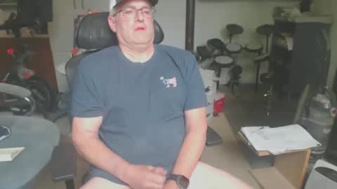 billp750876 online show from May 22, 9:21 pm