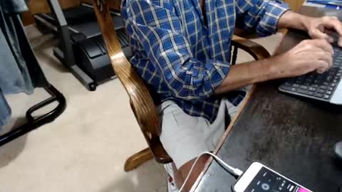 billy471 online show from July 10, 11:31 pm