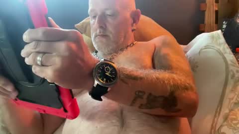 b----1213 online show from September 12, 11:45 am