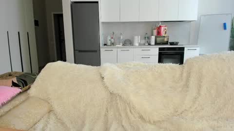 bina_mima online show from May 22, 9:27 am