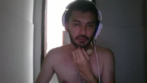 binhodm1 online show from December 19, 11:18 am