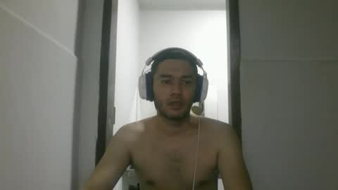 binhodm1 online show from March 5, 6:44 am