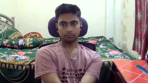 birbikrom104 online show from July 9, 10:52 am