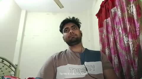 birbikrom104 online show from December 3, 5:02 pm