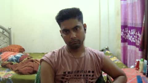 birbikrom104 online show from June 13, 10:36 am