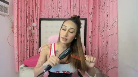 farrah online show from May 5, 12:17 am