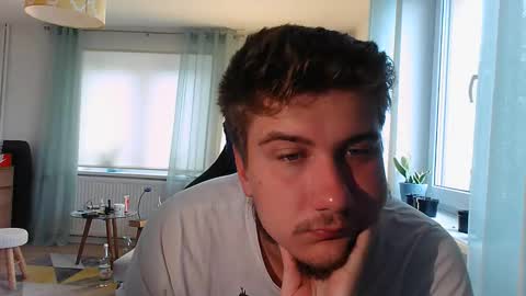bjguyhugecock online show from May 30, 8:24 am