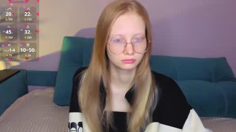 Julia online show from July 3, 2:38 am