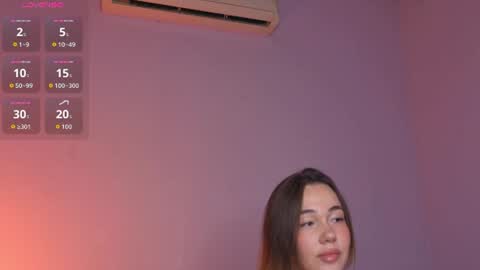 Julia online show from July 28, 8:52 pm