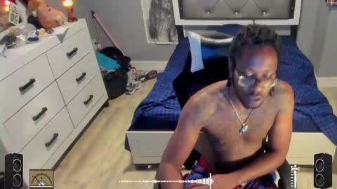 Plant Base Streamers From Pennsylvania online show from September 11, 12:12 am