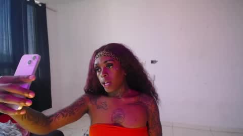 black_butterfly777 online show from May 5, 8:14 pm