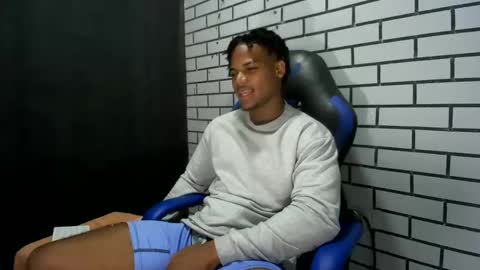 tu morenito online show from February 4, 12:14 am