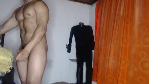 Snapshot of black_hot26 chatting on February 26, 5:00 pm black_hot26 online show from February 26, 5:00 pm