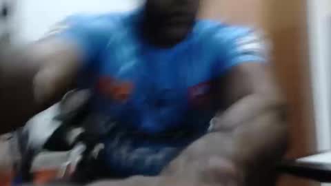 black_latino6 online show from June 8, 7:04 pm