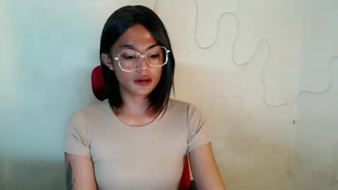 Nympha online show from June 26, 5:13 am