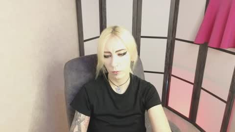 Emily online show from July 16, 8:39 am