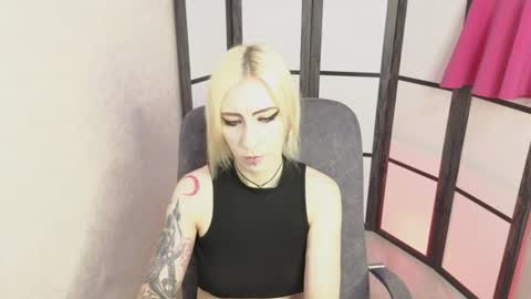 Emily online show from July 17, 8:49 am