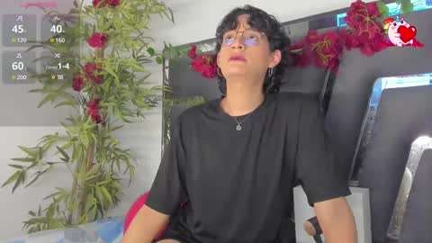 Snapshot of black_rose02 chatting on February 21, 2:38 pm B L A C K R O S E online show from February 21, 2:38 pm