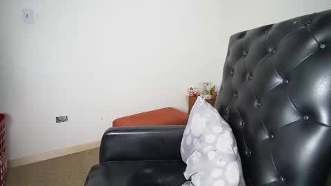 black_tentationx online show from February 11, 4:55 am