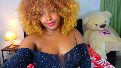 Snapshot of black_treassure chatting on October 24, 10:38 am black_treassure online show from October 24, 10:38 am