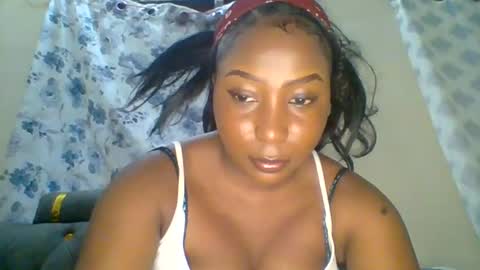 Dee online show from August 8, 4:00 am