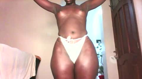 Snapshot of blackafrica2023 chatting on February 6, 5:35 am black african online show from February 6, 5:35 am
