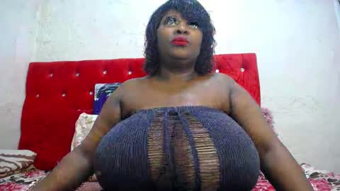 Snapshot of blackladyqx chatting on February 22, 2:28 am blackladyqx online show from February 22, 2:28 am