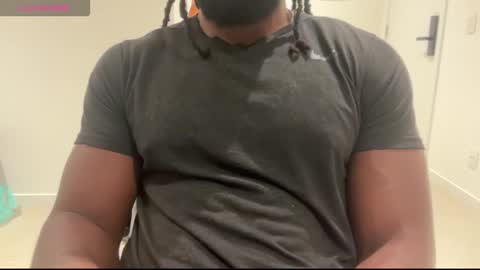 blackmuscles77 online show from March 8, 2:04 am