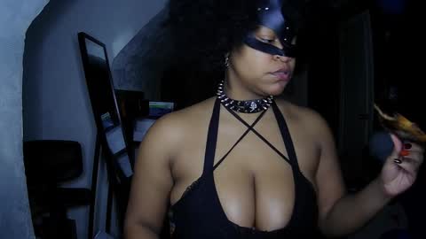 Queen Siren online show from December 2, 2:35 am