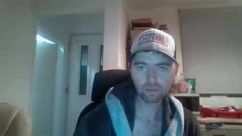 blackvswhite2022 online show from October 12, 3:10 am