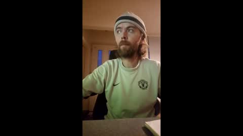 Mikey online show from December 22, 7:37 am