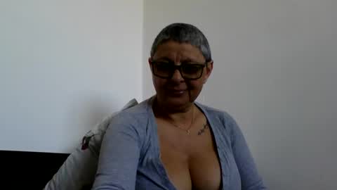 Black Widow online show from April 19, 1:45 pm