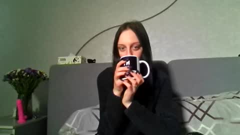 Snapshot of blacky_berry chatting on October 5, 1:41 pm Ivy online show from October 5, 1:41 pm