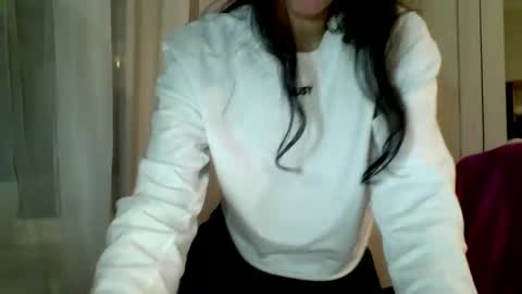 Snapshot of blacky_berry chatting on February 13, 7:52 pm Ivy online show from February 13, 7:52 pm