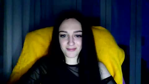 Snapshot of blacky_berry chatting on January 16, 8:25 pm Ivy online show from January 16, 8:25 pm