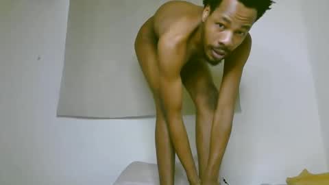 Snapshot of blackzilian_ chatting on October 24, 8:59 am HASSAN online show from October 24, 8:59 am